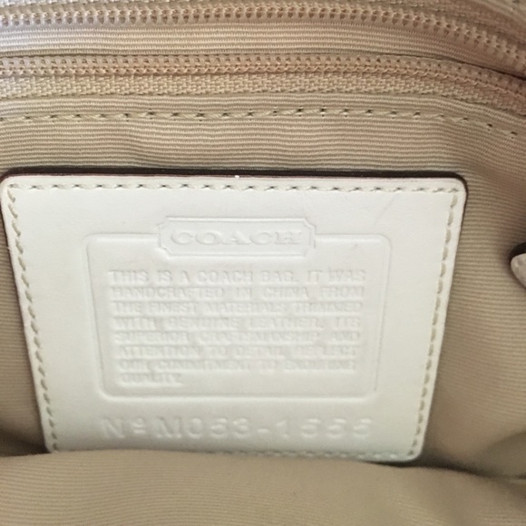 Coach Buzzy Bee Purse in White - Picture 2 of 6